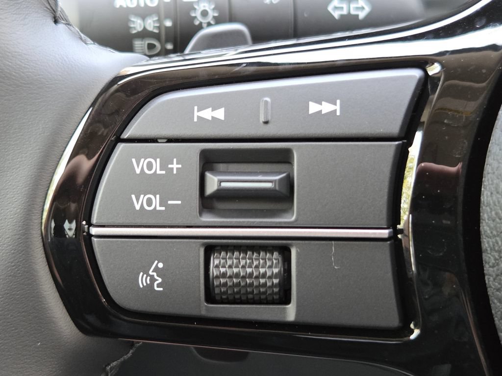 New 2026 Honda Pilot Touring image 12
