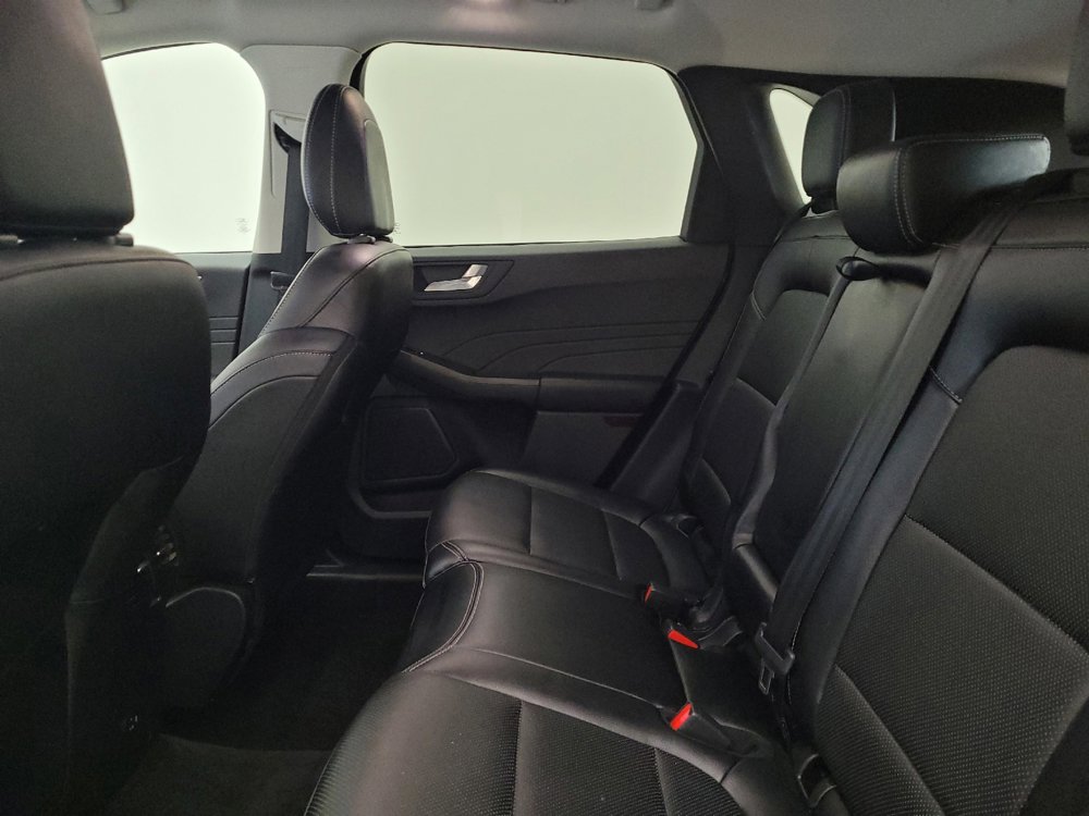 Used 2022 Ford Escape Titanium AWD/4WD image 18