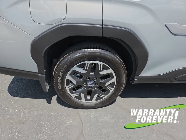 Used 2025 Subaru Forester Premium AWD/4WD image 21