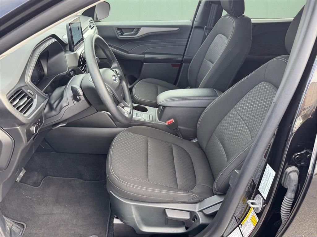 Used 2025 Ford Escape Active image 5