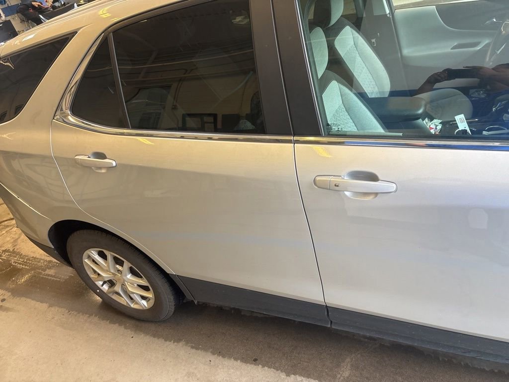 Used 2022 Chevrolet Equinox LT AWD/4WD image 14