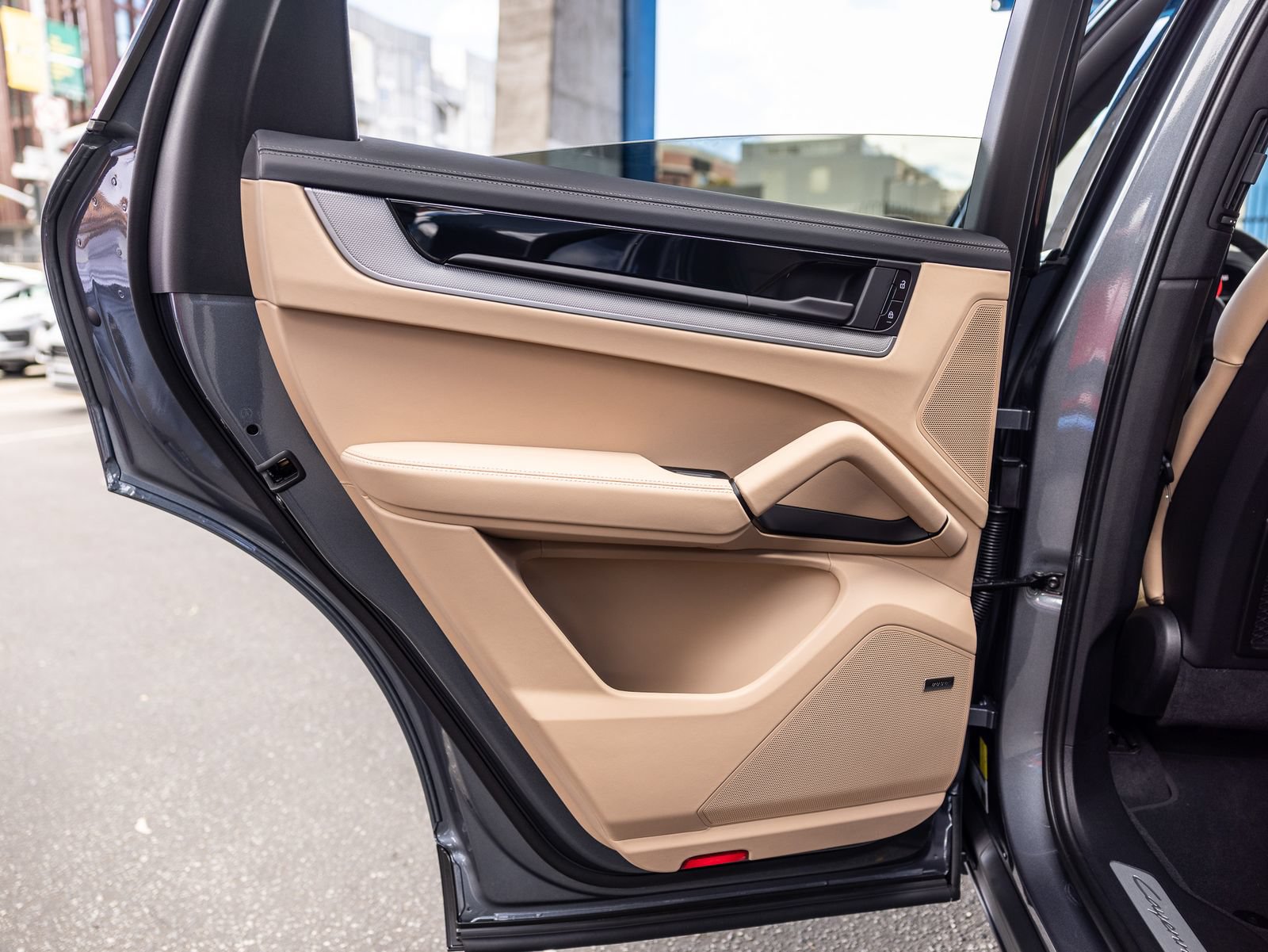 New 2026 Porsche Cayenne Coupe AWD/4WD image 48