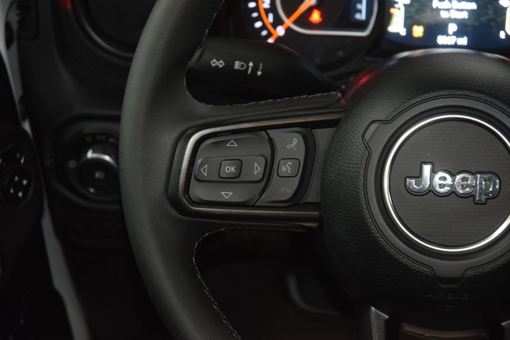 Used 2026 Jeep Wrangler Unlimited Rubicon AWD/4WD image 45