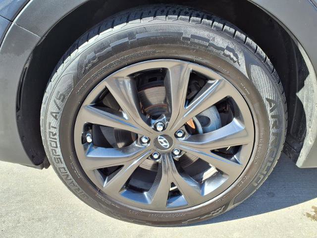 Used 2017 Hyundai Santa Fe Sport w/ 2.0T Ultimate Tech Package 05 image 22