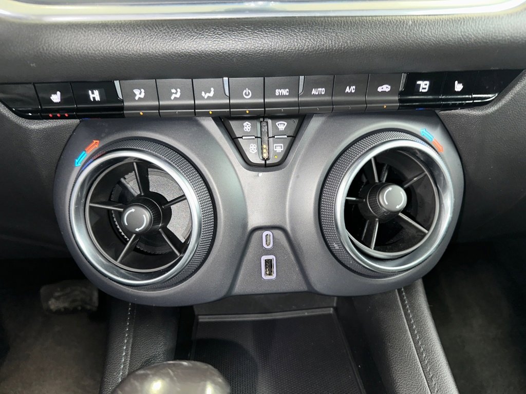 Certified 2021 Chevrolet Blazer LT w/ Sound & Technology Package image 16