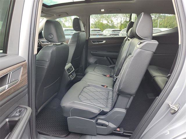 New 2026 Volkswagen Atlas SEL Premium R-Line image 7