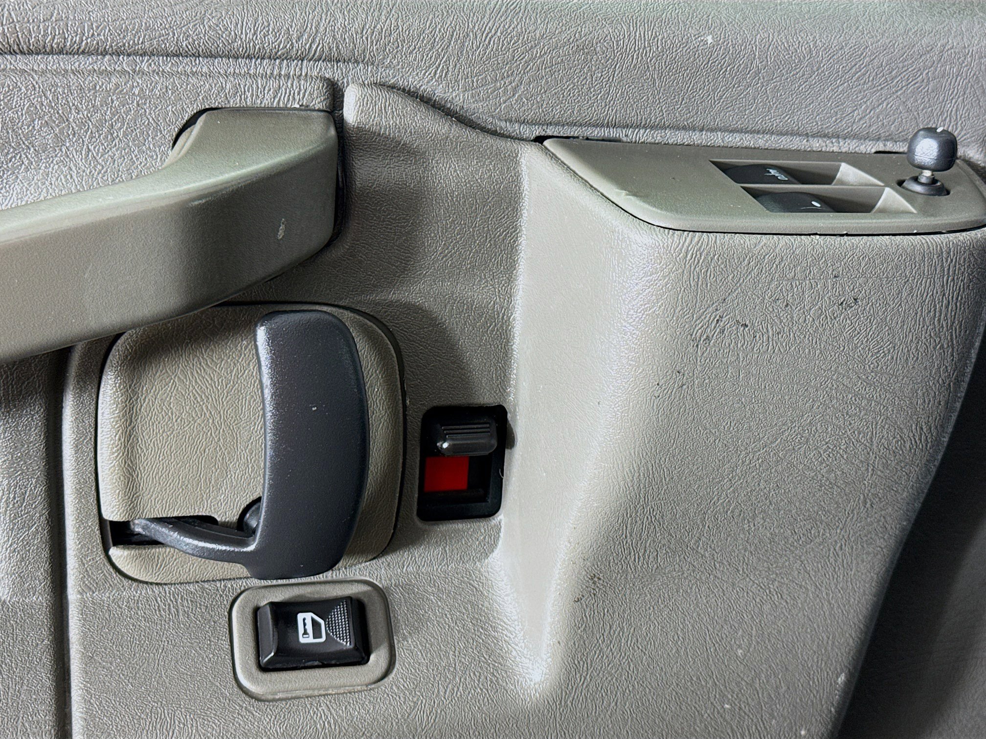 Used 2020 GMC Savana 2500 w/ Driver Convenience Package image 20