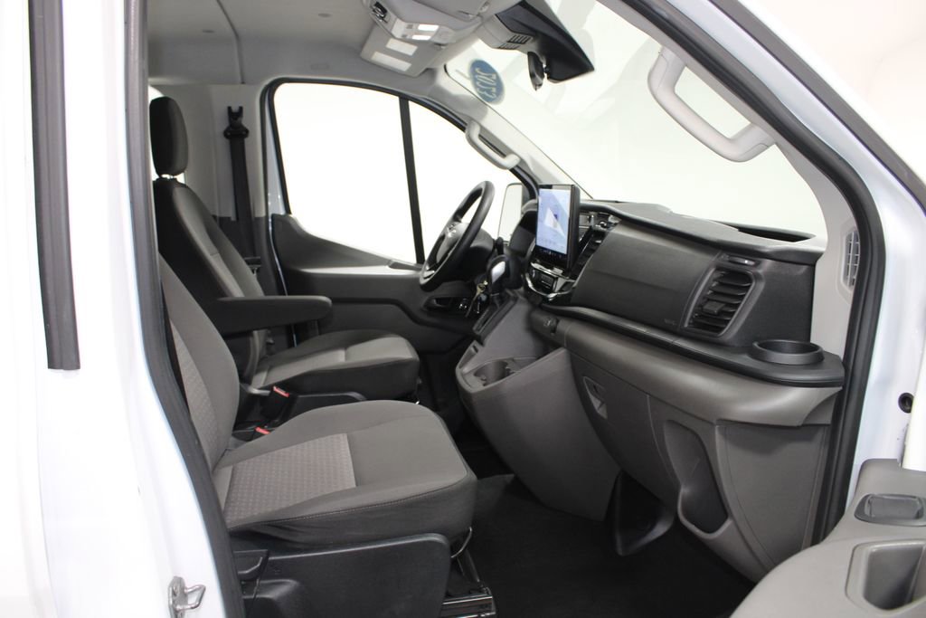 Used 2023 Ford Transit 350 XLT image 23