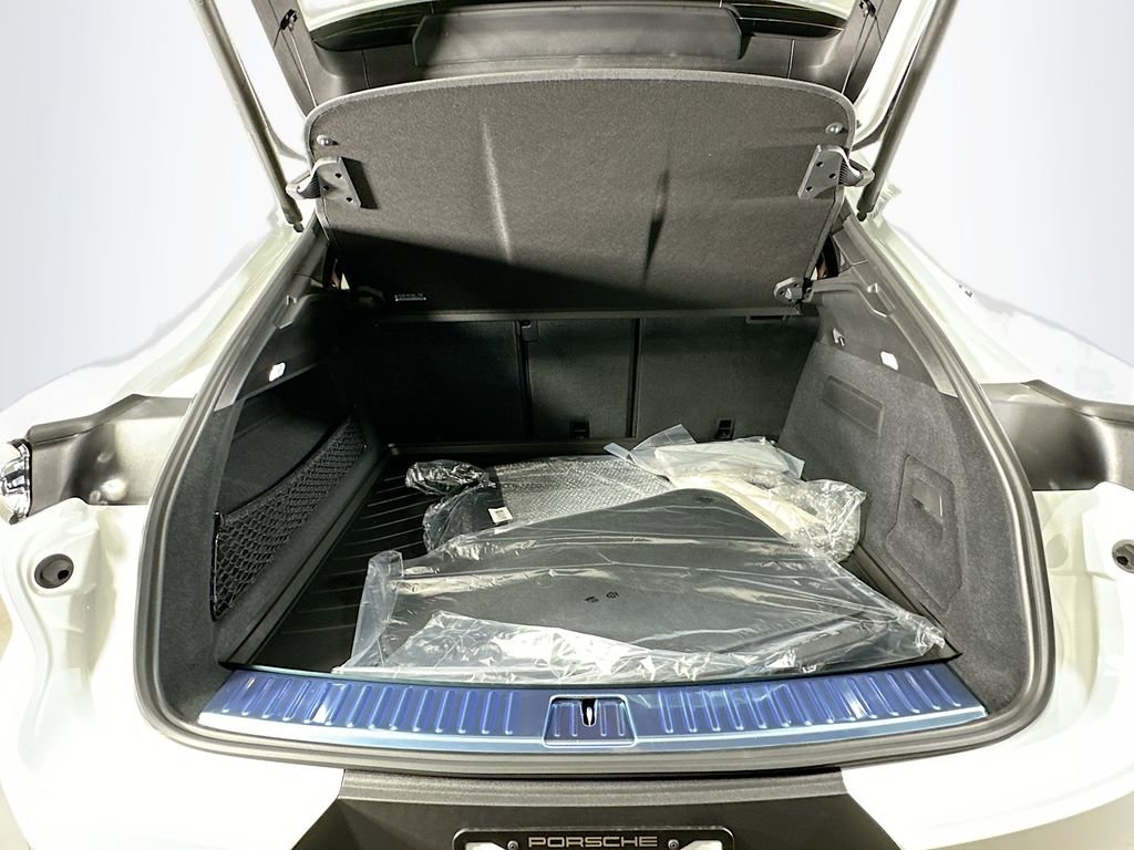 New 2026 Porsche Cayenne Coupe image 28