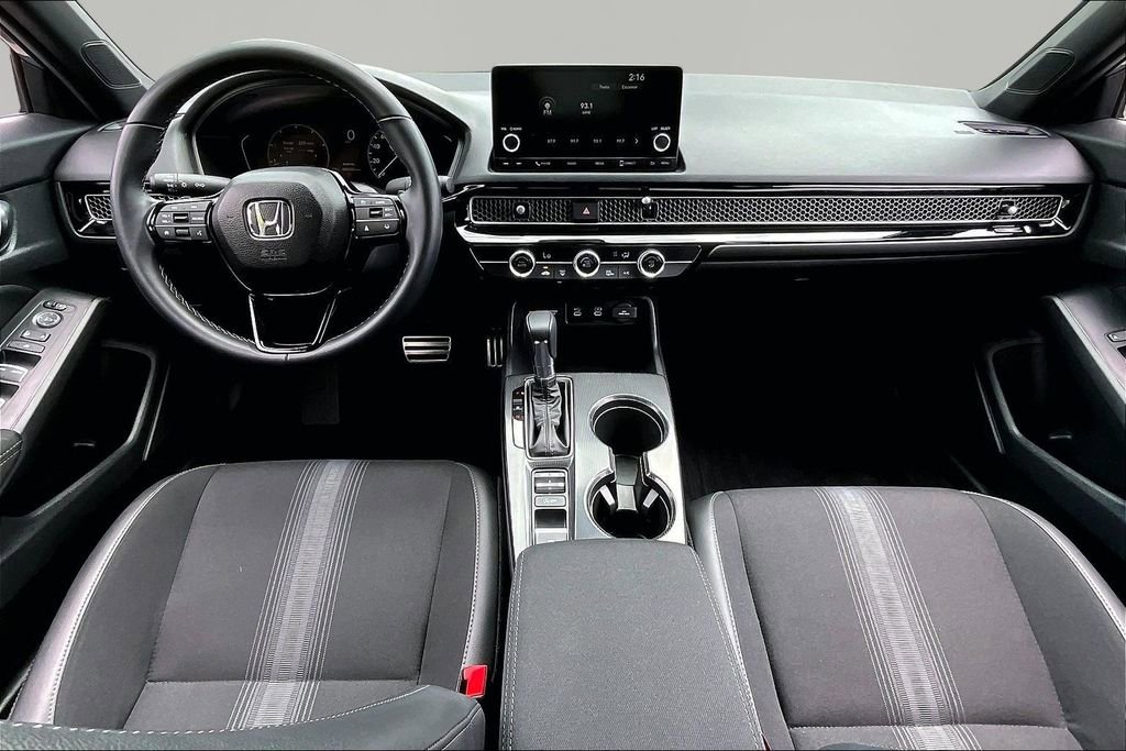Used 2025 Honda Civic Sport image 8