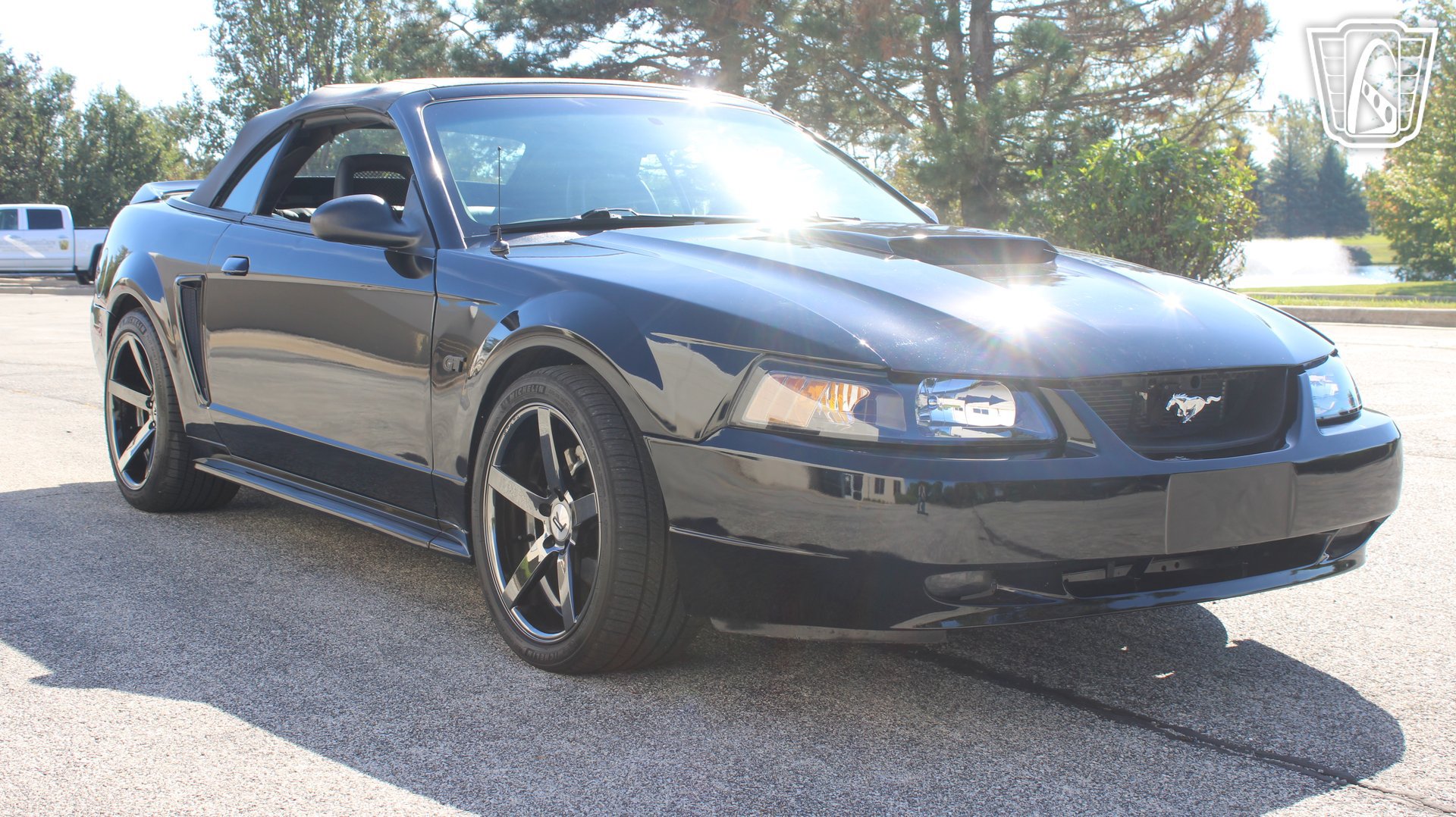 Used 2000 Ford Mustang GT RWD image 2