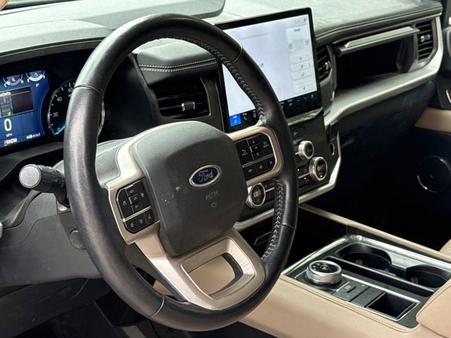 Used 2022 Ford Expedition XLT RWD image 14