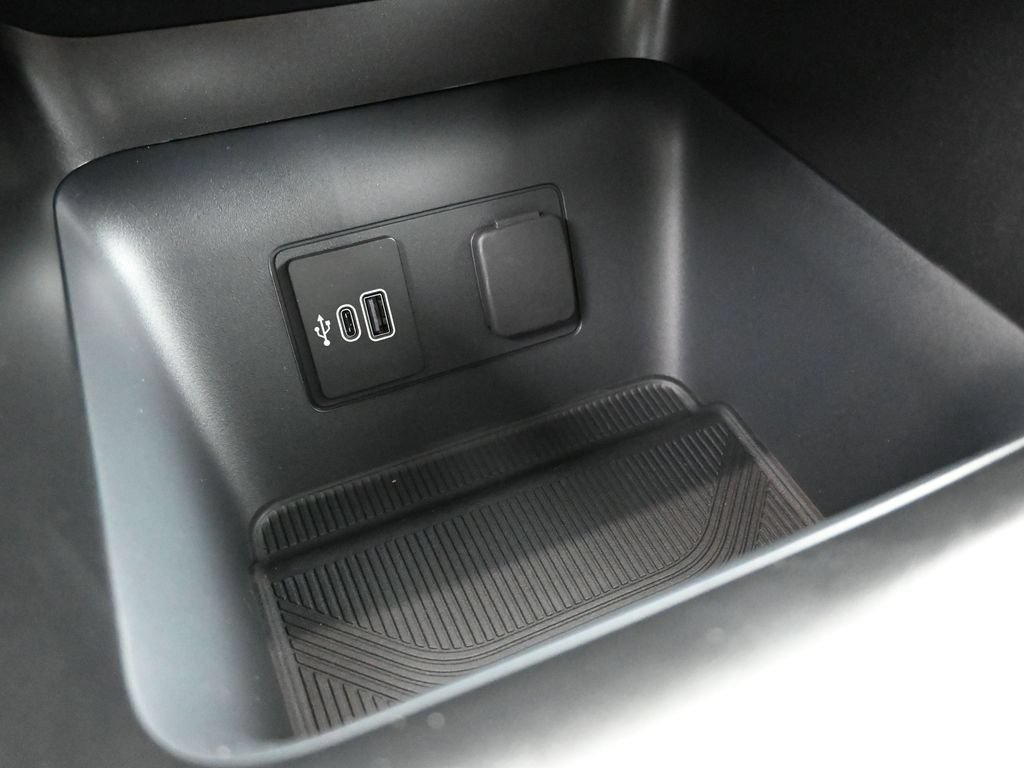 New 2026 Ford Explorer Active AWD/4WD image 48