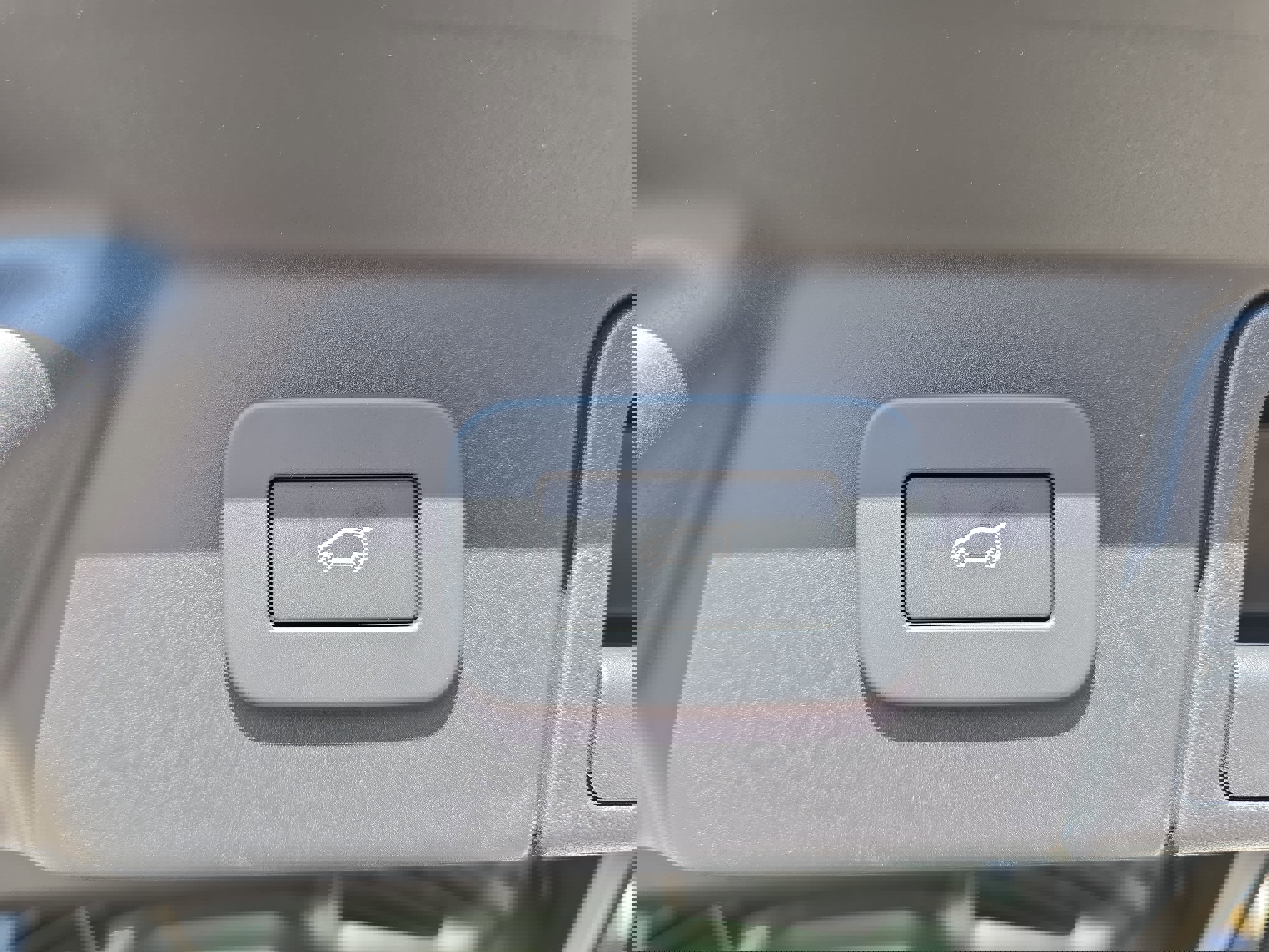 New 2026 Land Rover Range Rover Velar Dynamic SE AWD/4WD image 13