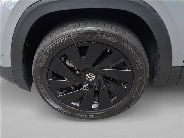 Used 2024 Volkswagen Atlas SE w/ Panoramic Sunroof Package FWD image 30