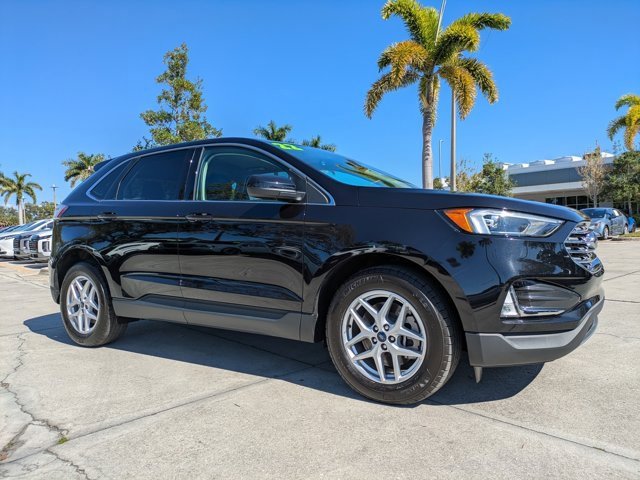 Certified 2022 Ford Edge SEL w/ Convenience Package image 2