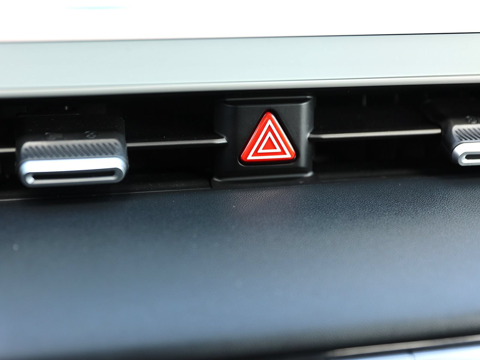 Certified 2024 Hyundai Ioniq 5 SE AWD/4WD image 23