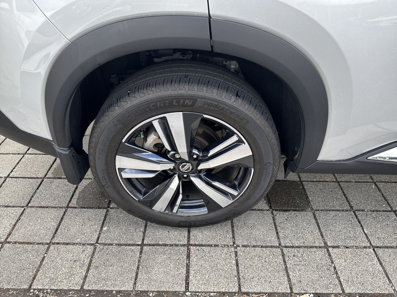 Used 2021 Nissan Rogue SL w/ Premium Package FWD image 11