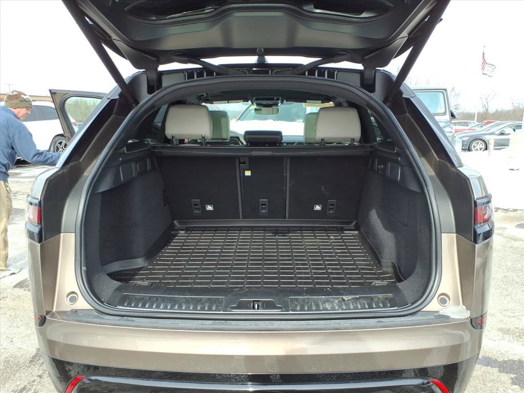 Used 2020 Land Rover Range Rover Velar R-Dynamic HSE image 13
