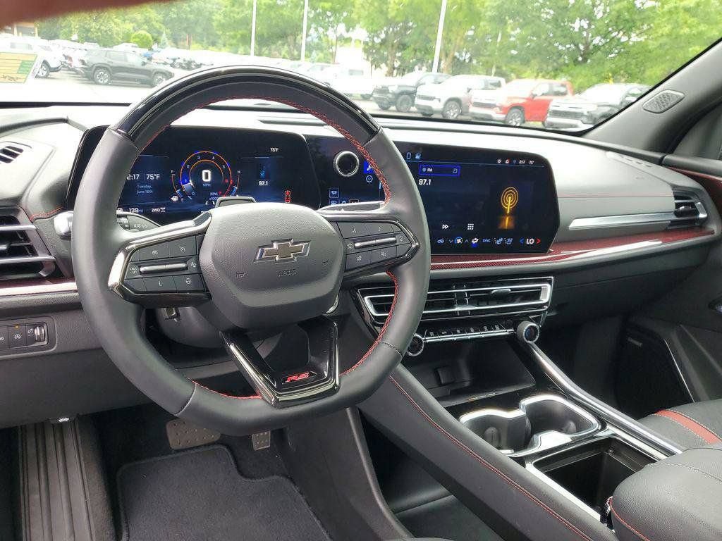 Certified 2024 Chevrolet Traverse RS AWD/4WD image 8