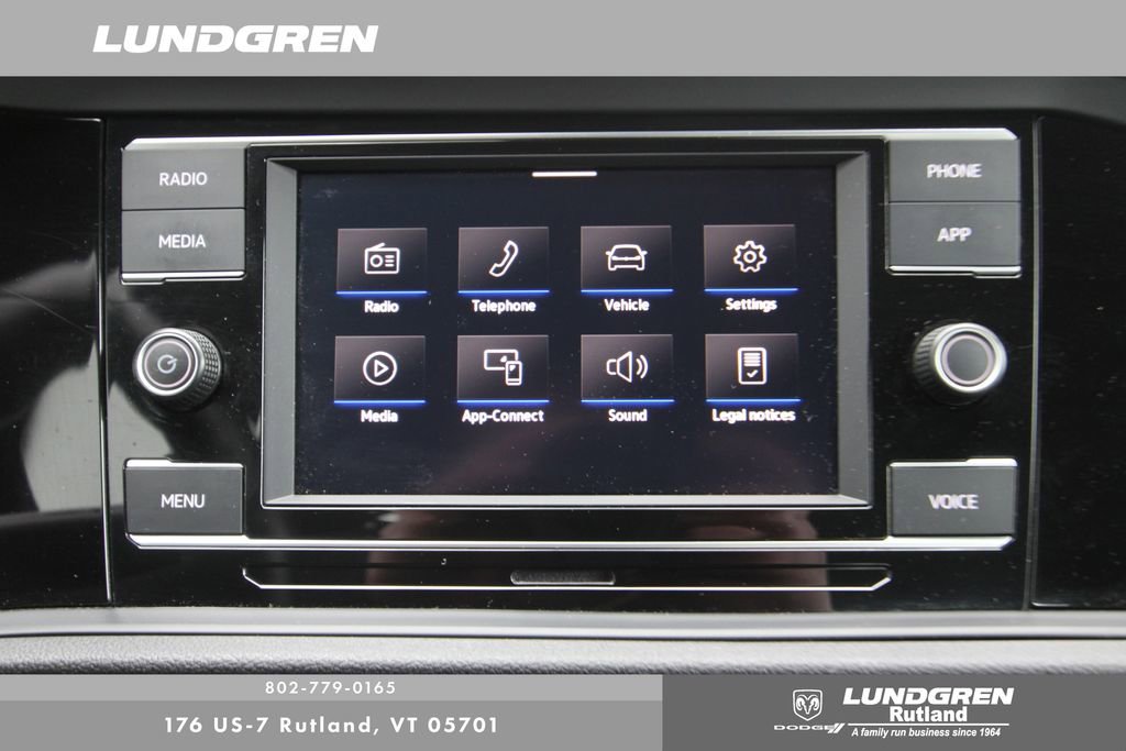 Used 2024 Volkswagen Jetta Sport image 18