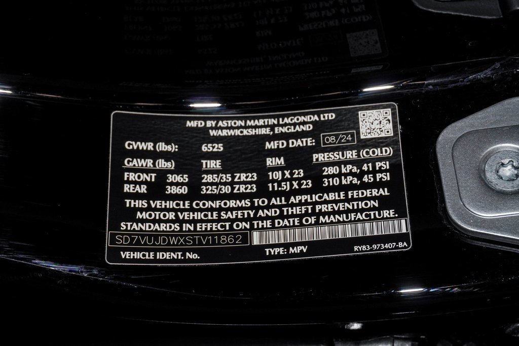 Used 2025 Aston Martin DBX 707 image 36