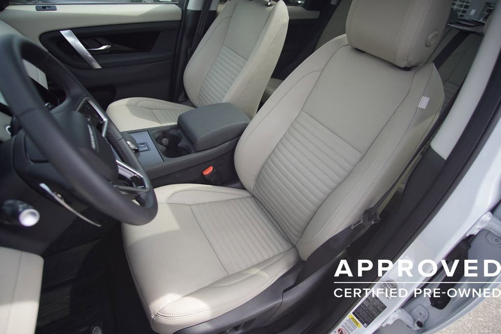 Used 2025 Land Rover Discovery Sport S image 20