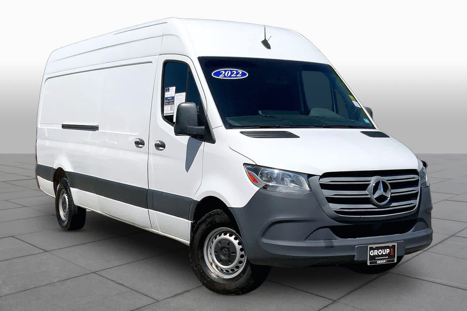 Used 2022 Mercedes-Benz Sprinter 2500 image 3