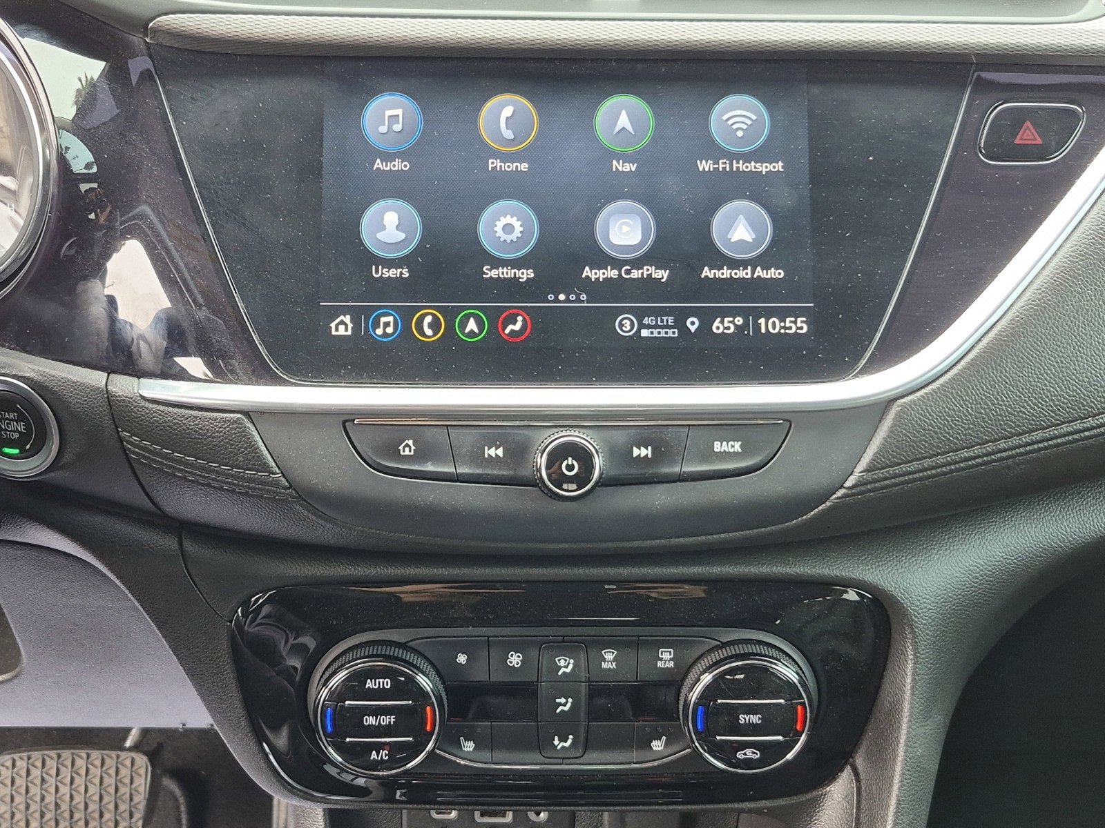 Used 2021 Buick Encore GX Essence w/ Advanced Technology Package image 24