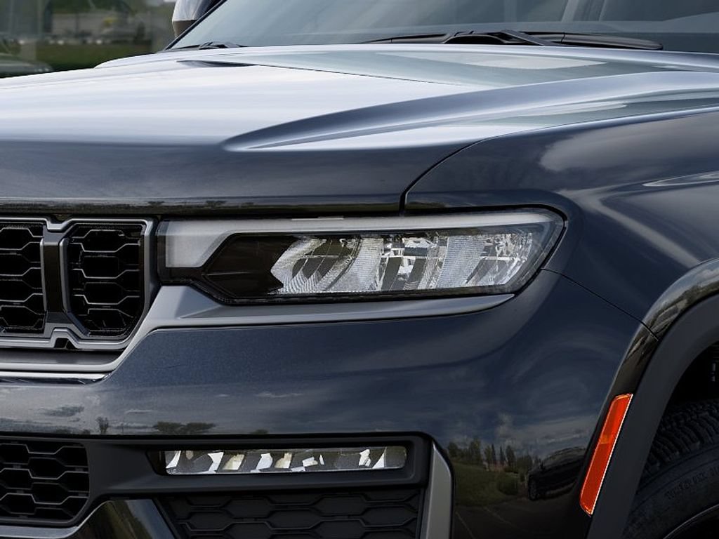 New 2026 Jeep Grand Cherokee L Limited AWD/4WD image 10