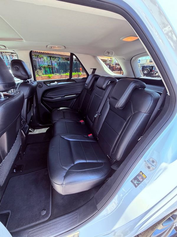 Used 2017 Mercedes-Benz GLE 550e image 28