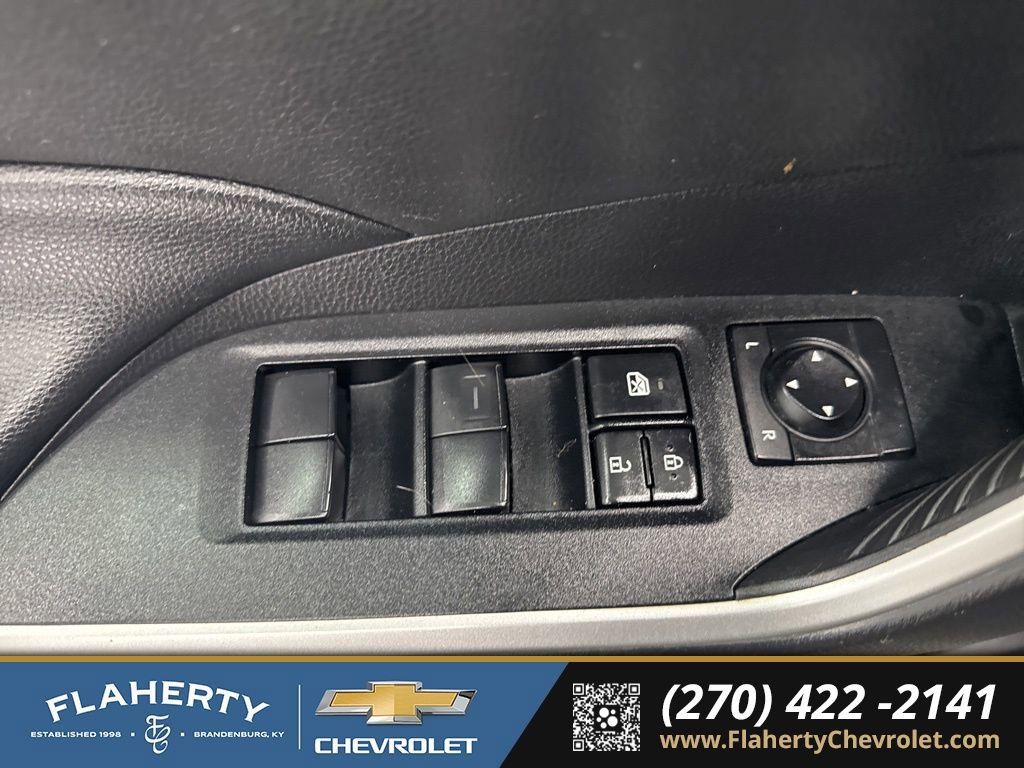 Used 2021 Toyota RAV4 XLE w/ XLE Grade Weather Package image 19