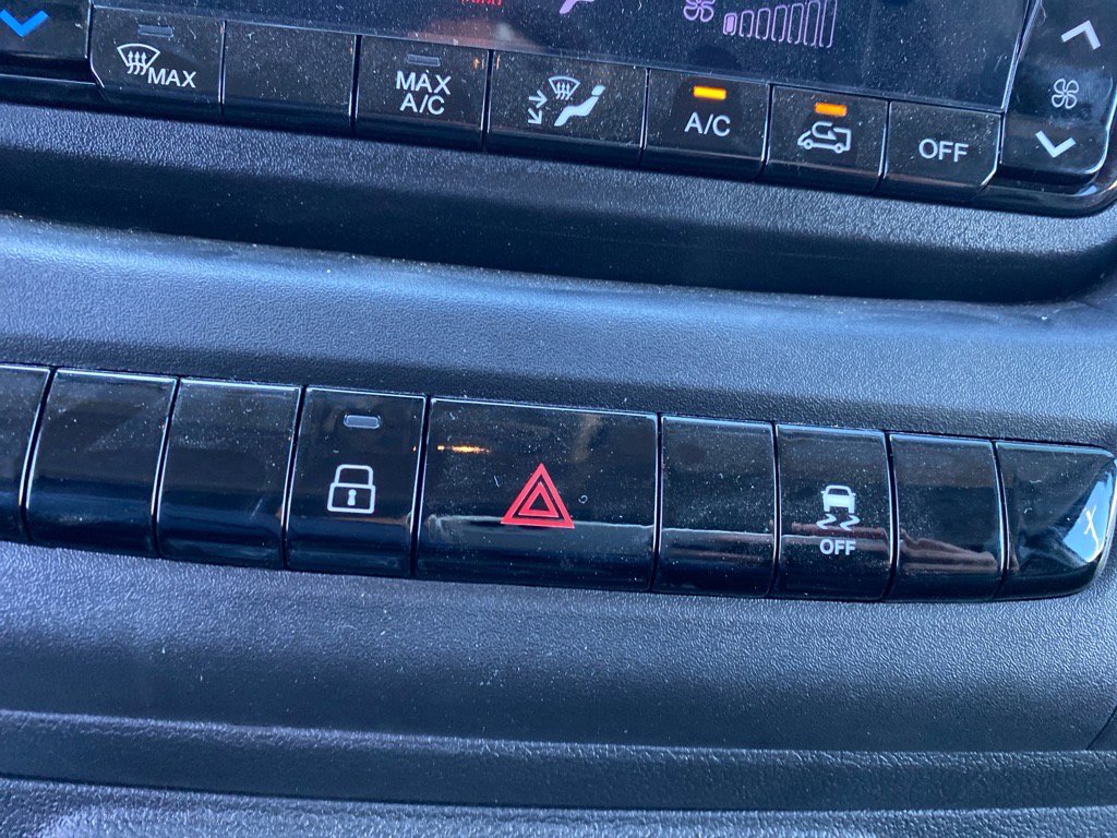 Used 2025 RAM ProMaster 2500 w/ Storage Group image 12