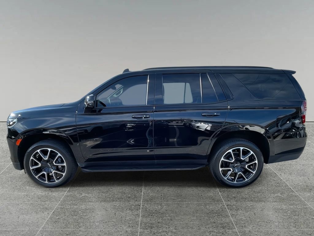 Used 2024 Chevrolet Tahoe RST w/ Luxury Package image 2