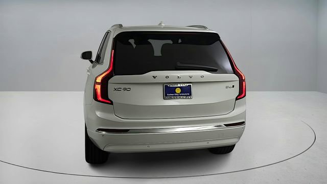 Certified 2026 Volvo XC90 B6 Ultra w/ Protection Package AWD/4WD image 5