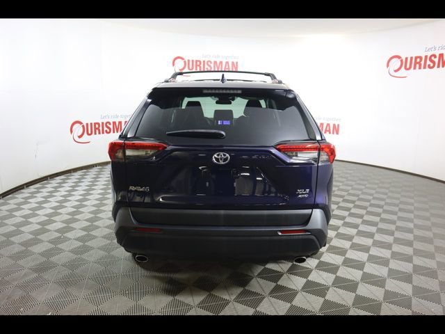 Used 2023 Toyota RAV4 XLE Premium AWD/4WD image 10