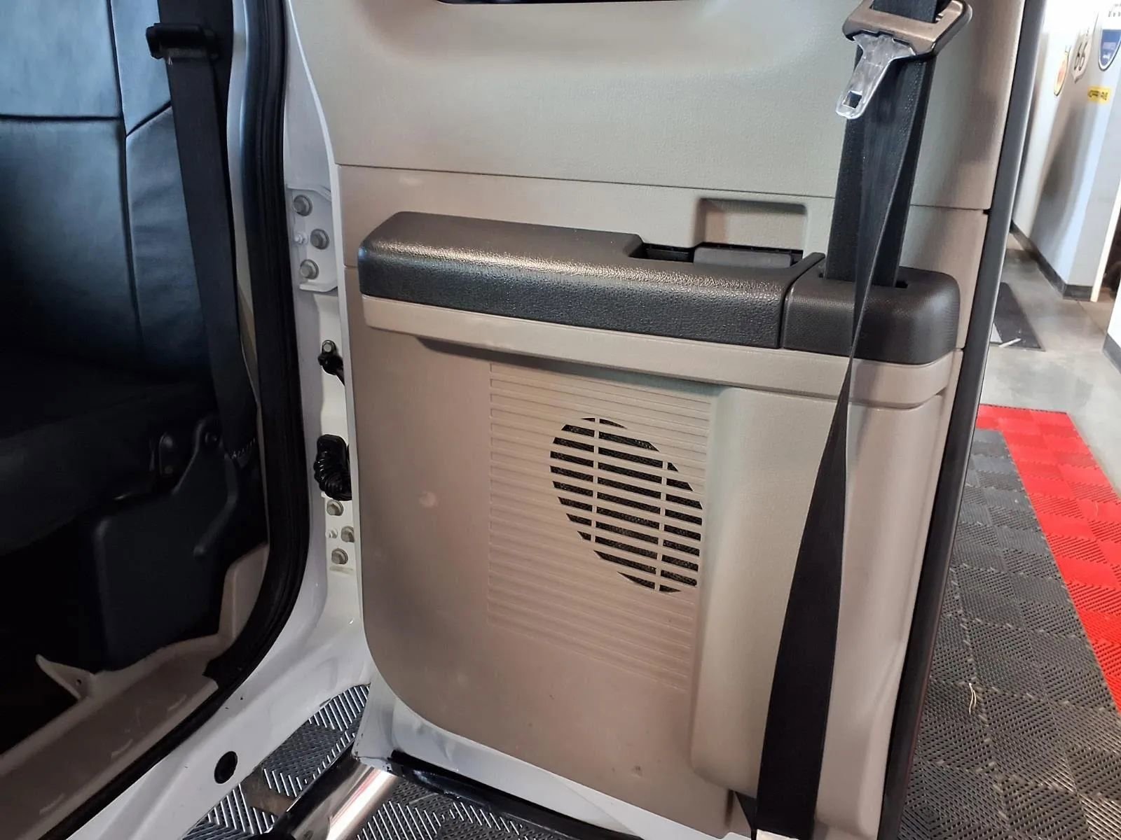 Used 2009 Ford F250 XL image 14