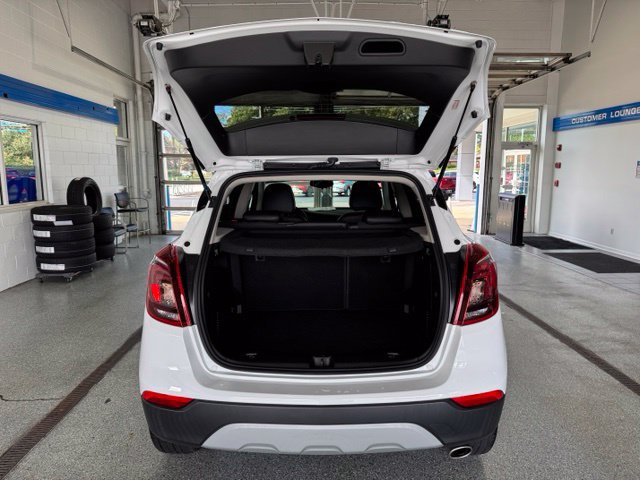Used 2022 Buick Encore Preferred w/ Safety Package AWD/4WD image 10