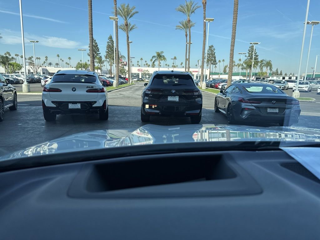 Used 2023 BMW X6 xDrive40i w/ M Sport Package image 22