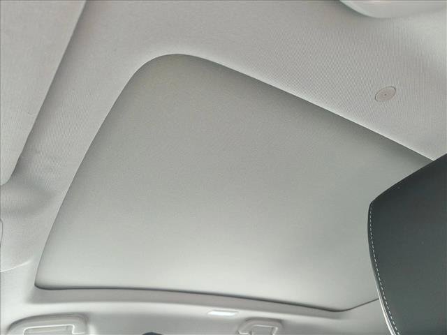 Used 2023 Acura MDX SH-AWD w/ Technology Package image 15