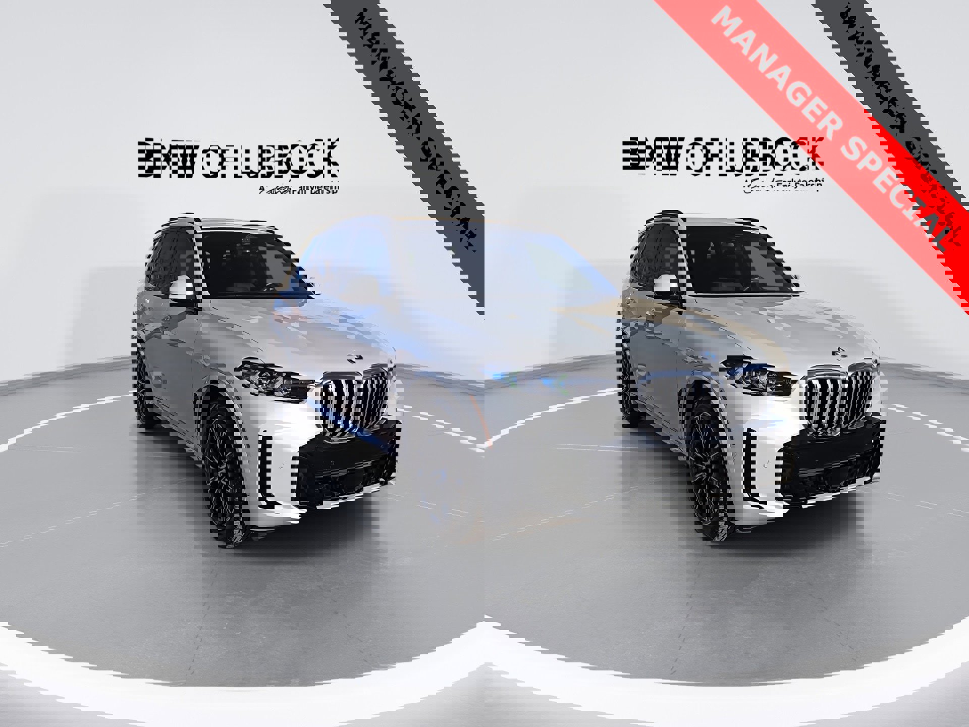 Used 2026 BMW X5 xDrive50e w/ M Sport Package image 3