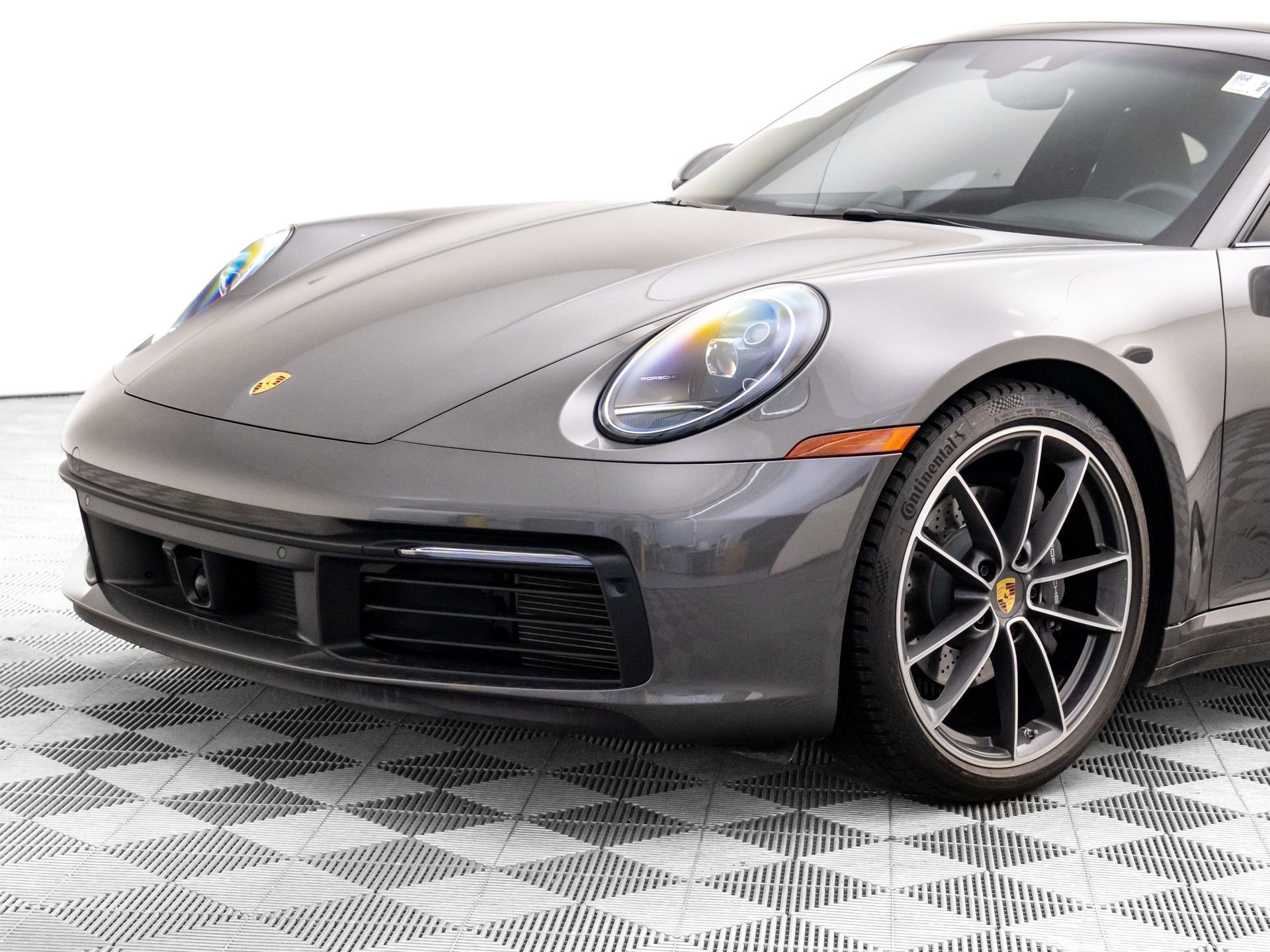 Certified 2024 Porsche 911 Carrera RWD image 34