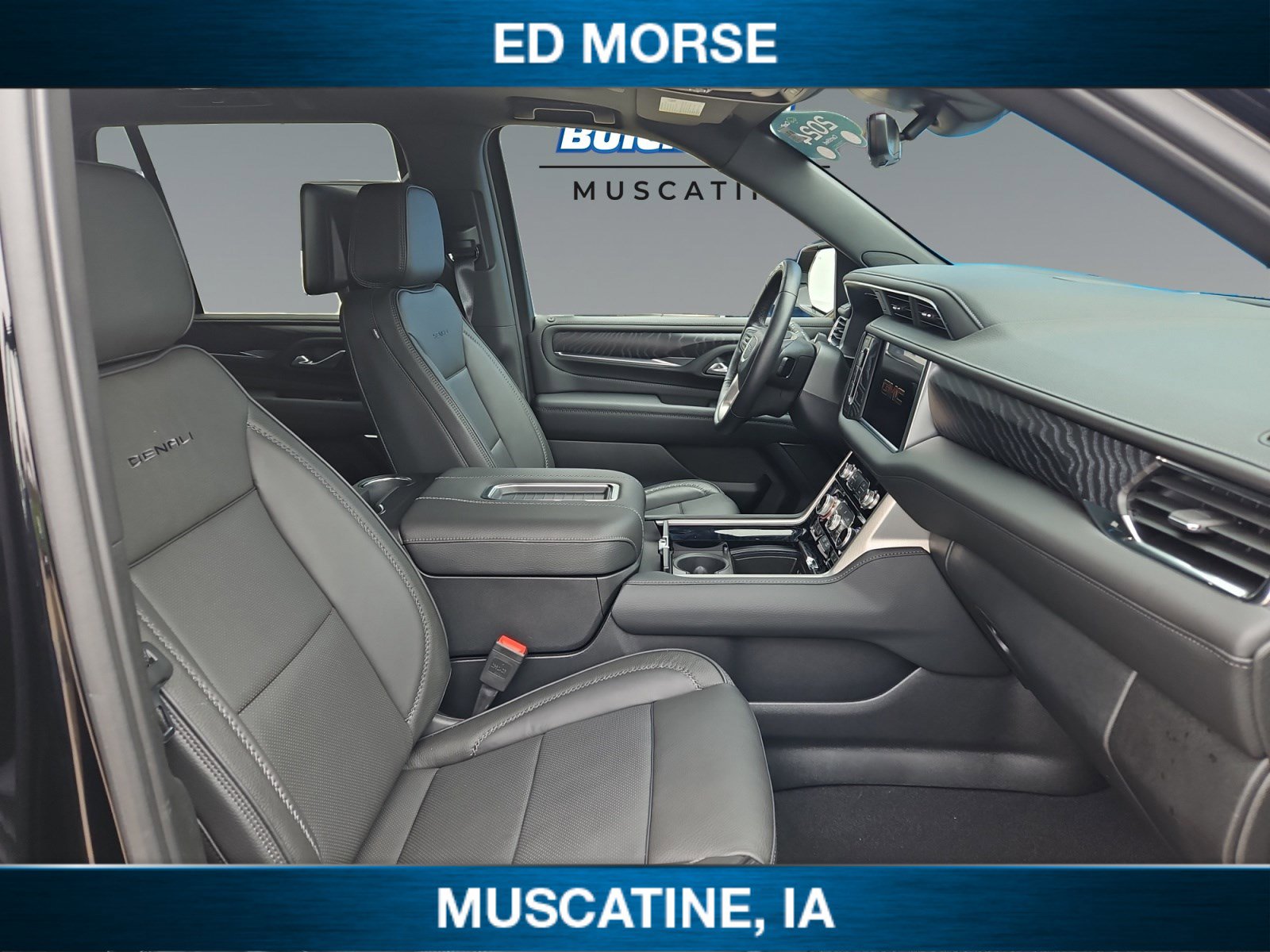 Used 2024 GMC Yukon Denali w/ Denali Reserve Package image 16