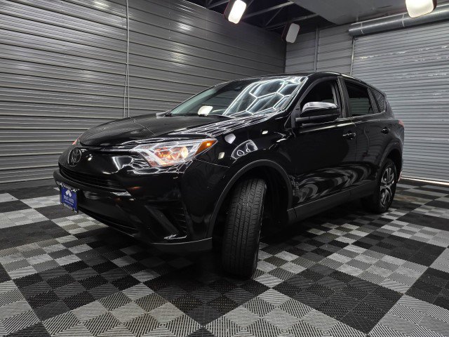 Used 2018 Toyota RAV4 LE w/ All Weather Liner Package AWD/4WD image 36