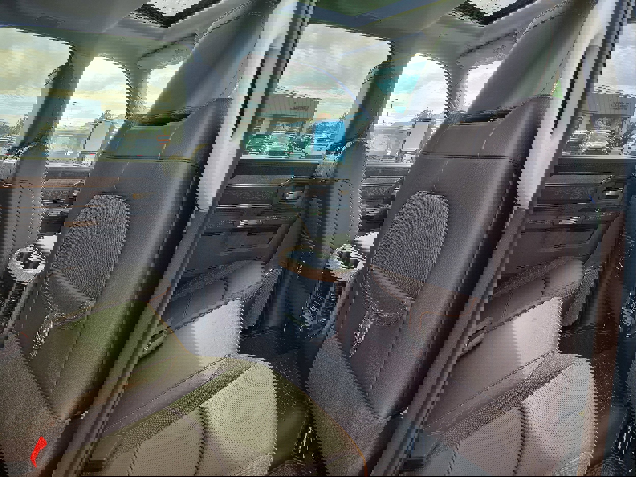 New 2026 RAM 2500 Limited image 18