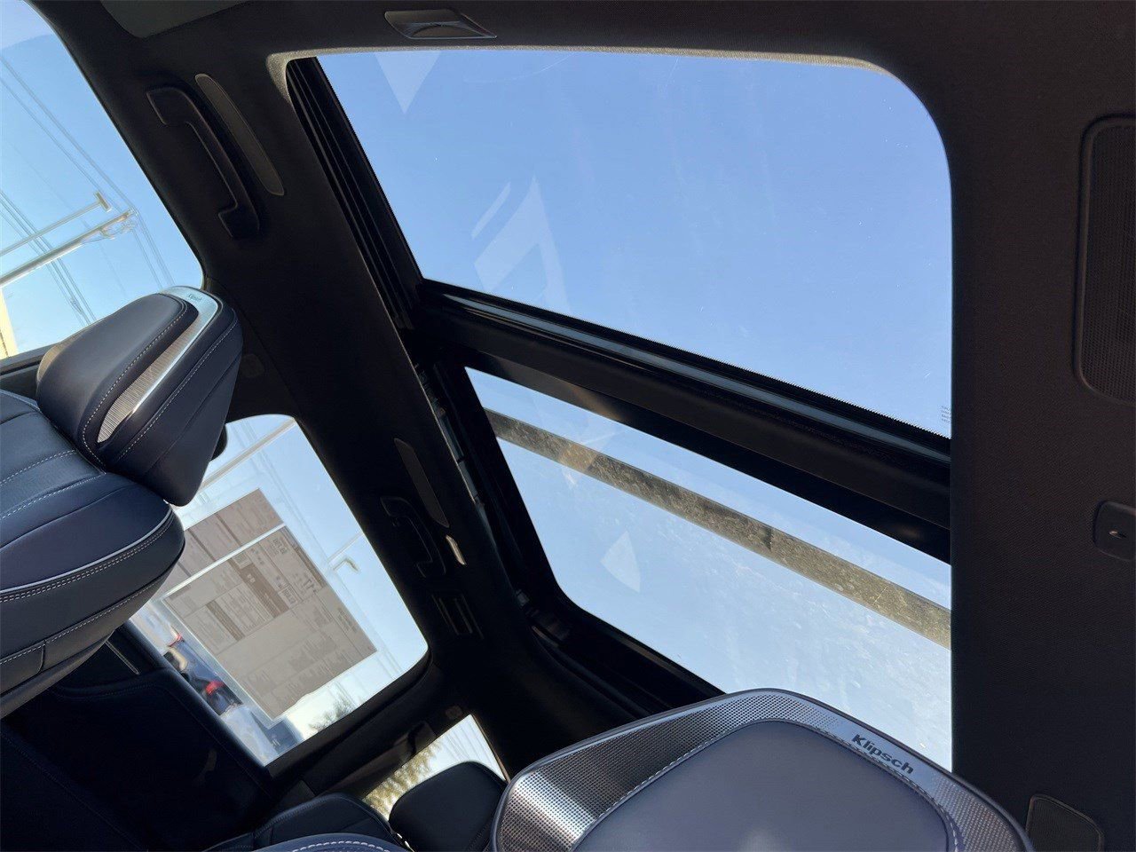 New 2026 INFINITI QX80 4WD image 19