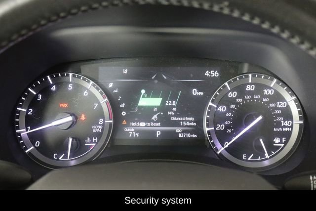 Used 2021 Toyota Highlander XLE FWD image 11