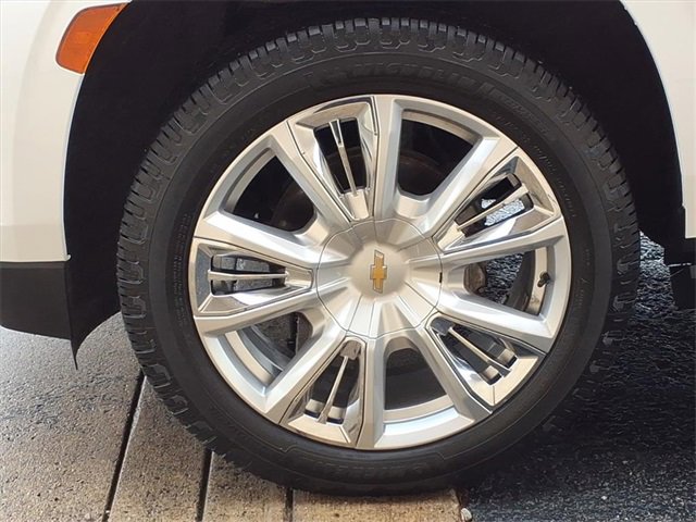 Used 2021 Chevrolet Tahoe High Country w/ Premium Package image 10