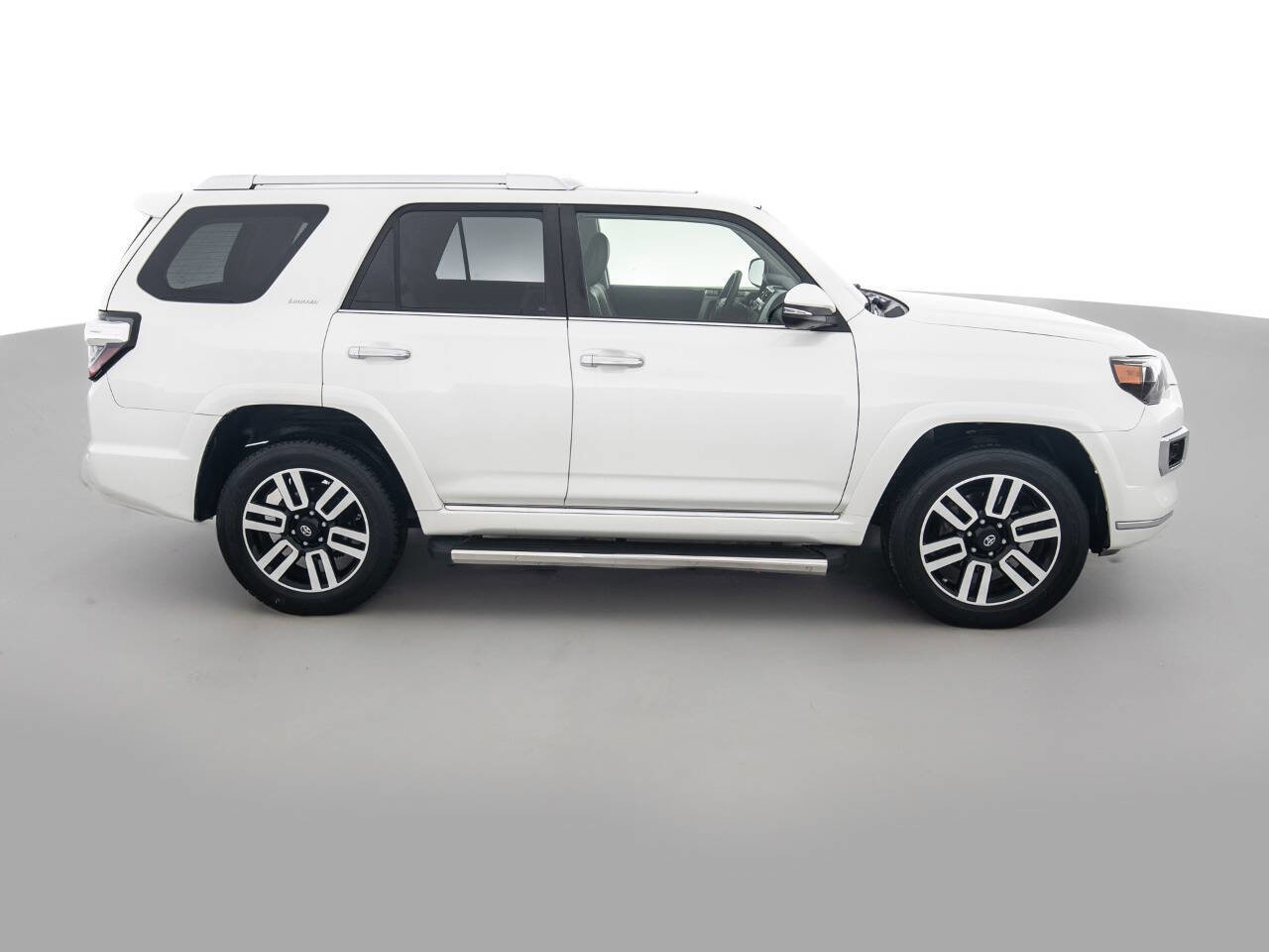 Used 2019 Toyota 4Runner Limited image 4
