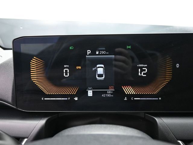 Used 2025 Kia K4 FWD image 19
